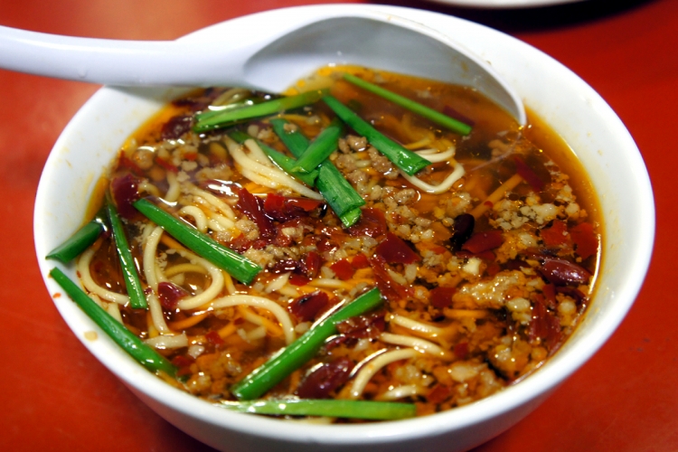 名古屋 ピリ辛で大人気のおすすめご当地台湾ラーメン５選 おすすめ旅行を探すならトラベルブック Travelbook