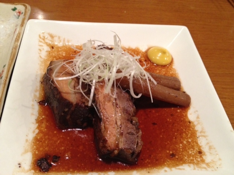 【鹿児島】”とんこつ”に”つけあげ”、天文館のうまかぁ〜な酒どころ10選 おすすめ旅行を探すならトラベルブック