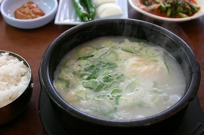 【ソウル】スンドゥブチゲやカムジャタンなどの絶品鍋料理を食べられる評判の店5選