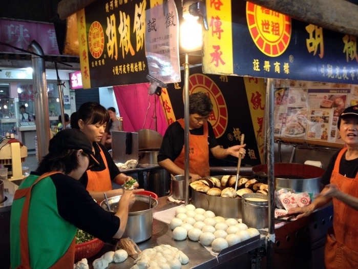 【台北】食べなきゃ勿体ない!!台湾B級グルメ断トツ人気の胡椒餅が食べれるお店