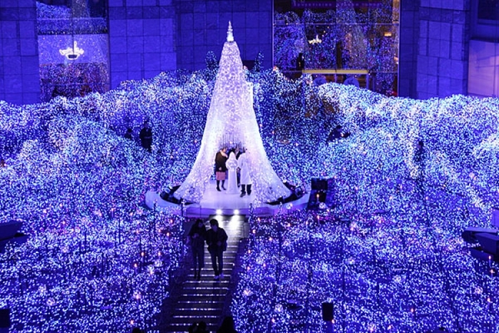 【2018年版】【東京】気分が盛り上がる! デートで行きたいクリスマスイルミネーション8選