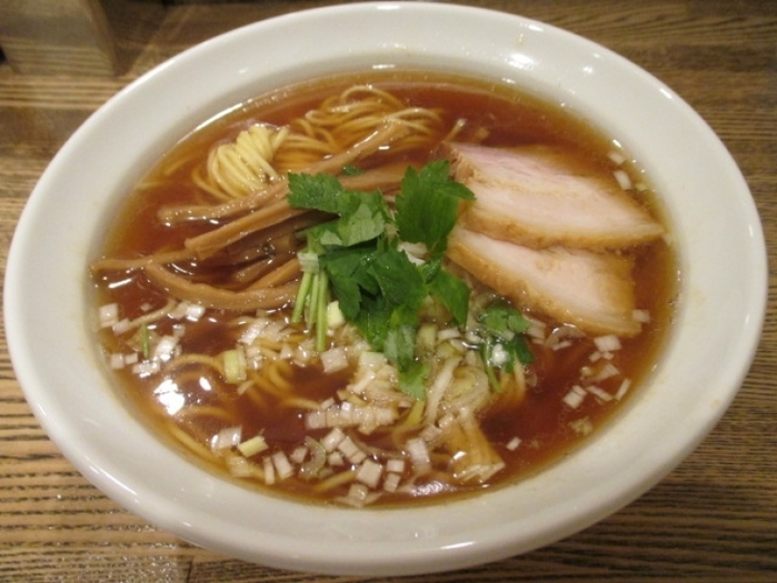 新橋でぜひ味わいたいおすすめラーメン20選
