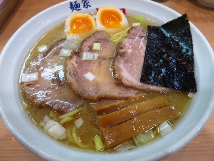 新橋でぜひ味わいたいおすすめラーメン20選