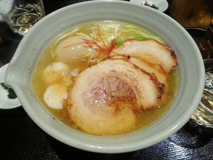 新橋でぜひ味わいたいおすすめラーメン20選