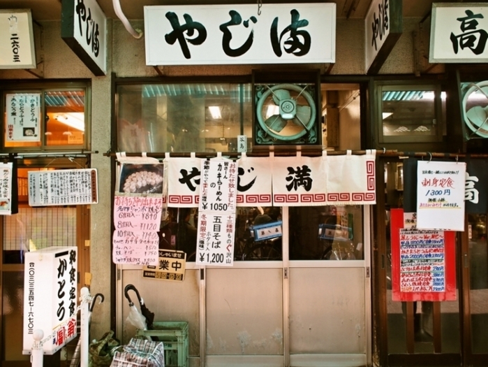 築地市場に行くなら「場内」がおすすめ?食べ買いを満喫する方法