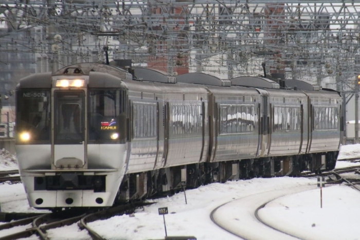 【北海道】札幌から旭川への交通手段を徹底比較!(電車・高速バス・車)