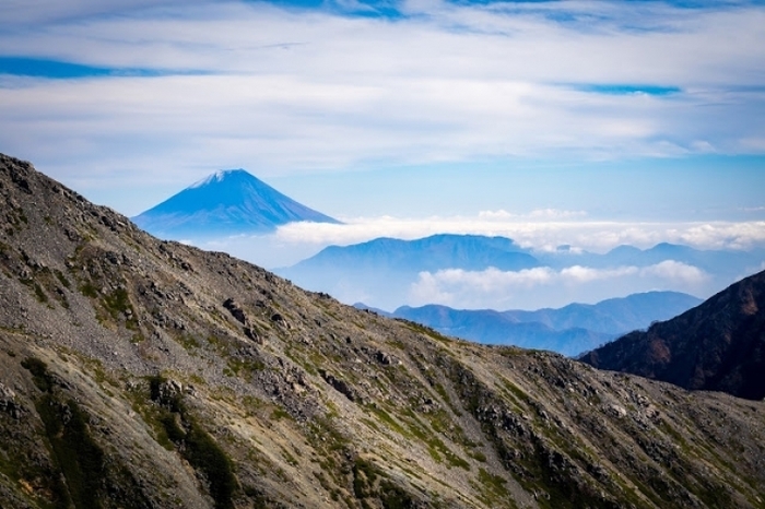 初めての山小屋泊登山でも挑戦できる! 日本第2の北岳
