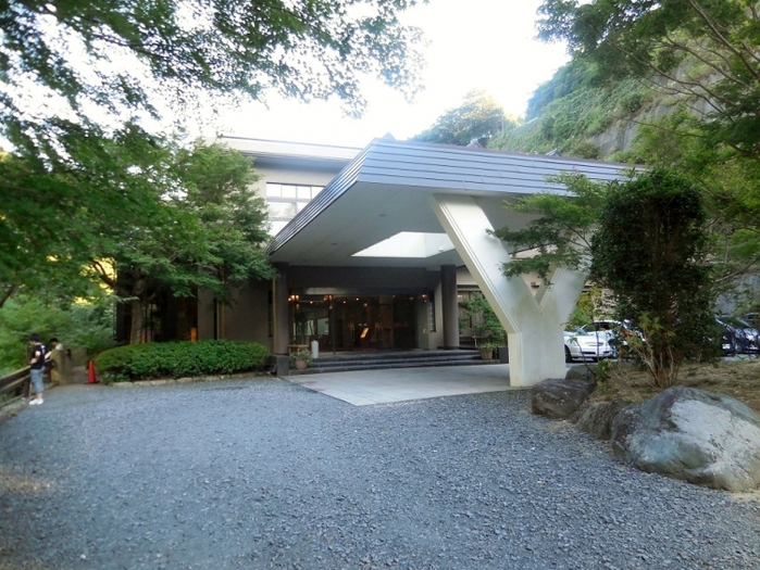 【千葉】露天風呂に浸かりながら紅葉の絶景を楽しめる人気の旅館・宿泊施設5選