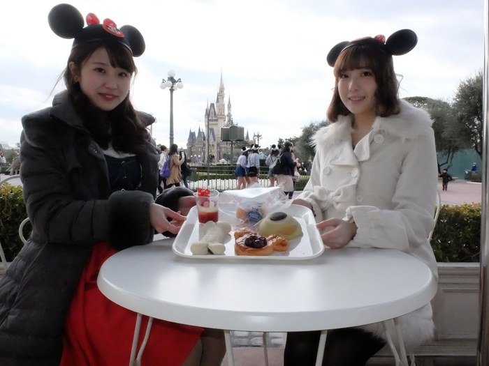 現役女子大生に聞いた、ディズニーランドを120%満喫できる遊び方