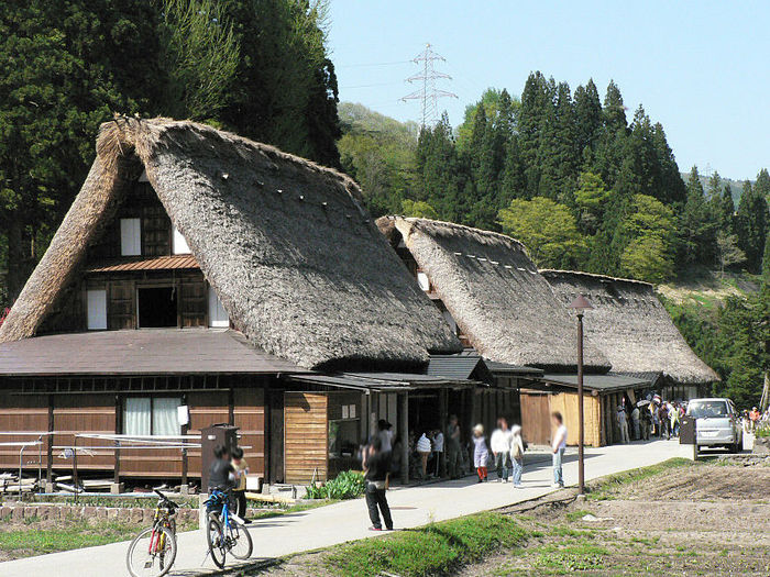 【富山県】五箇山観光で世界遺産にもなる合掌造りの里の暮らしを体験