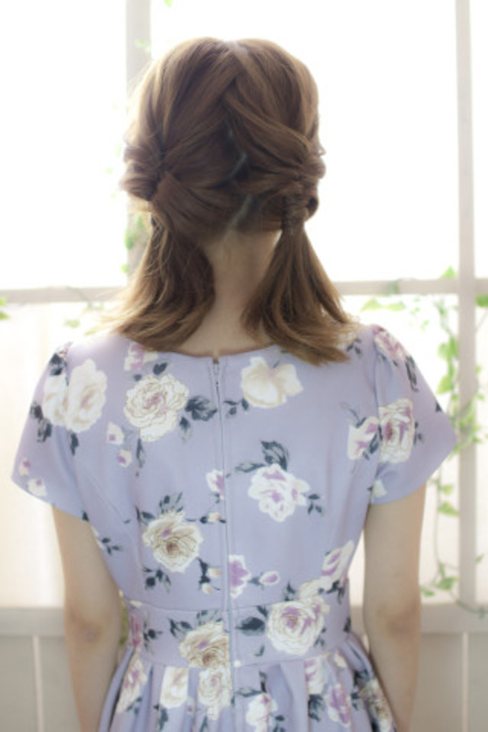 簡単でルーズが可愛い♪セミロングヘア・髪型で出来るヘアアレンジ