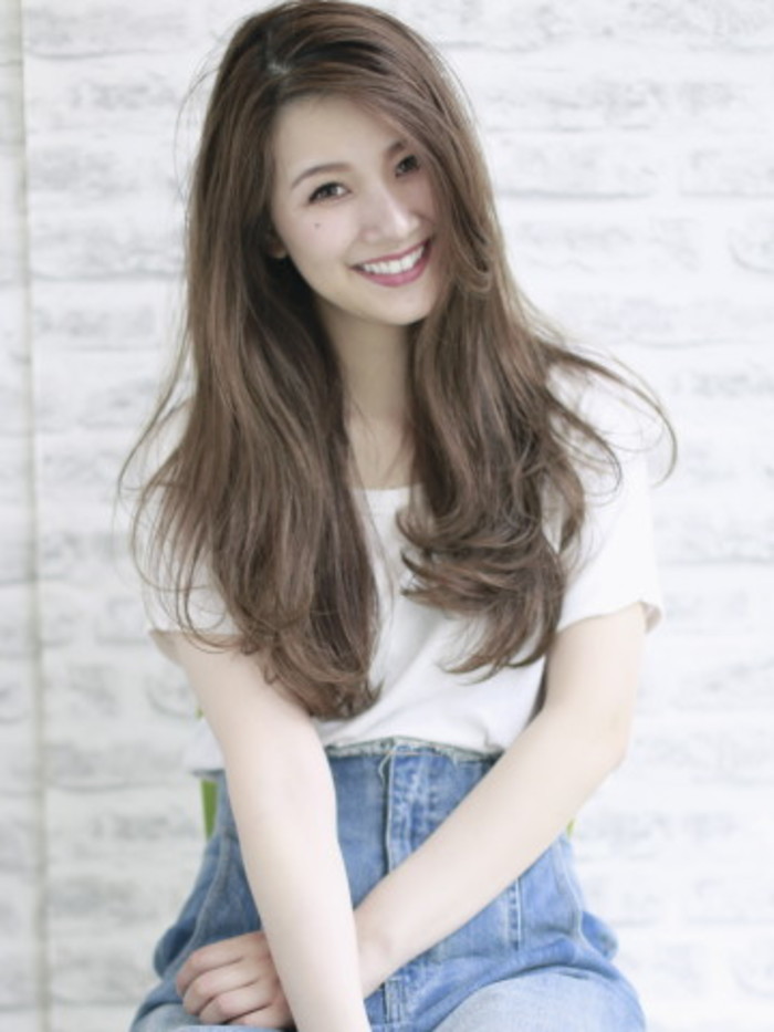 トレンドのウェットヘア・髪型で大人なオシャレ女子に変身♪