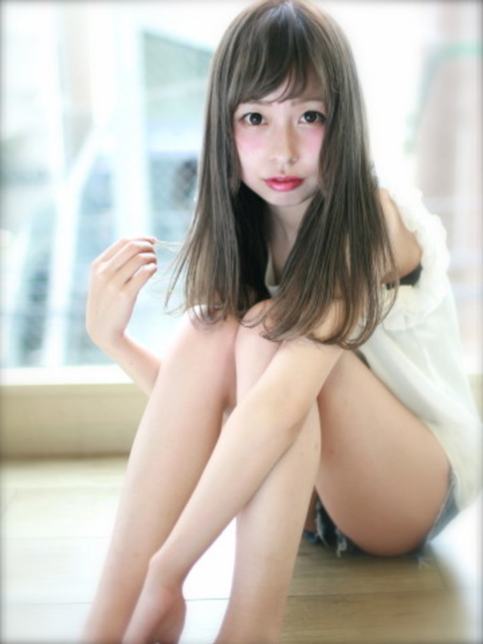 トレンドのウェットヘア・髪型で大人なオシャレ女子に変身♪