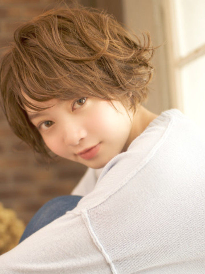 トレンドのウェットヘア・髪型で大人なオシャレ女子に変身♪