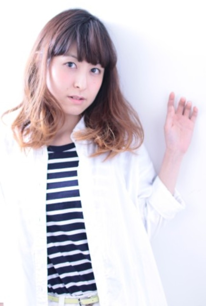 人気のグラデーションヘア・髪型でトレンド感GET♡