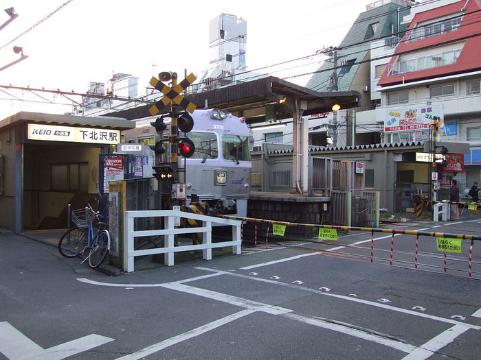 小田急小田原線・下北沢駅と周辺について!様々な情報を集めてみました