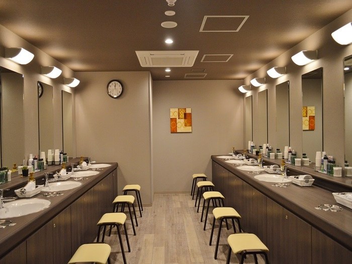 ビズコートキャビンすすきの:札幌の中心部の最新施設!男性専用の進化系カプセルホテル