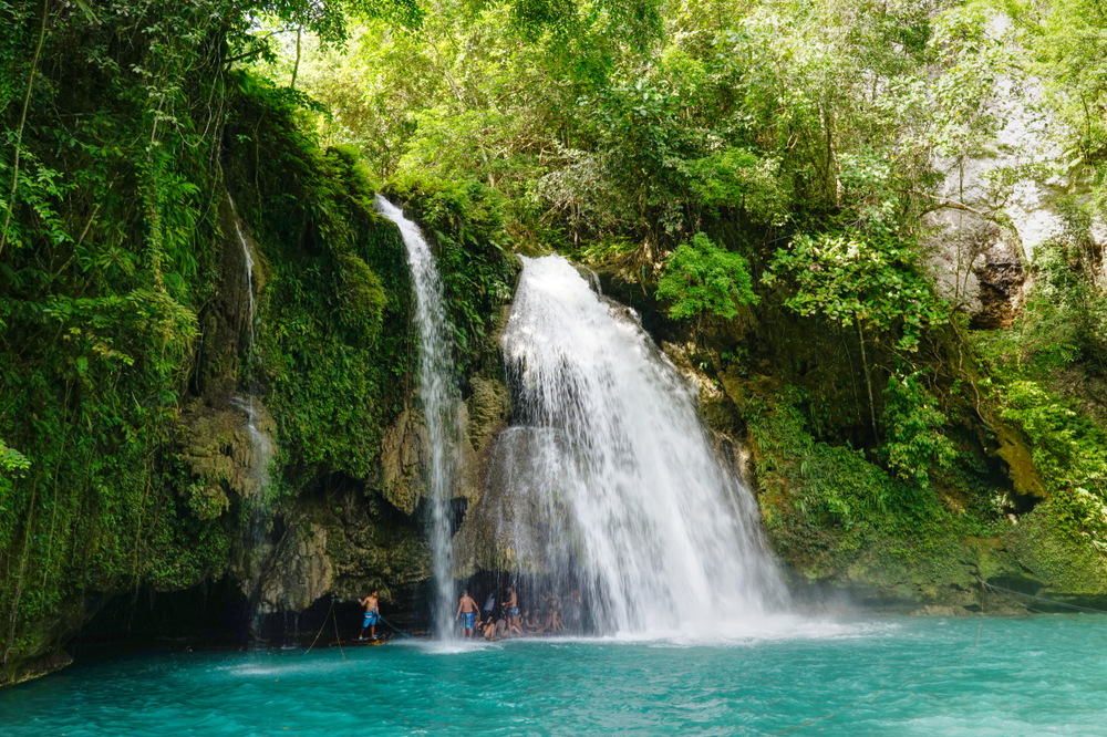 セブ島 アクティビティの宝庫 カワサン滝に行くなら 持って行きたい便利な持ち物９つ おすすめ旅行を探すならトラベルブック Travelbook
