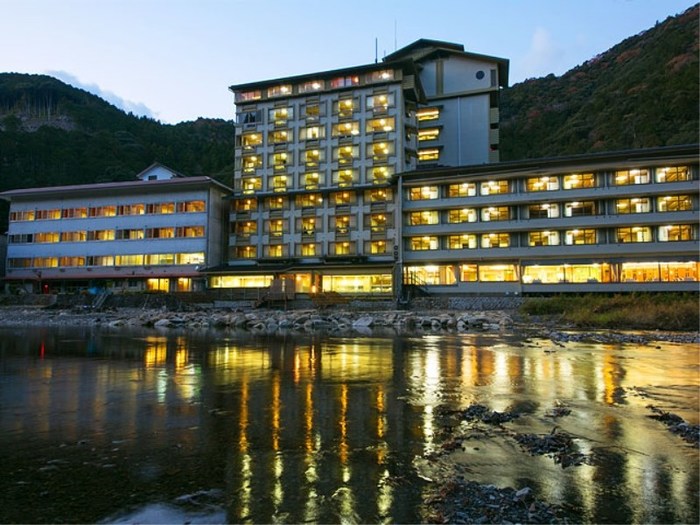【和歌山 】田辺でカップル利用におすすめのホテルをご紹介!記念日プランやお得に泊まるコツも