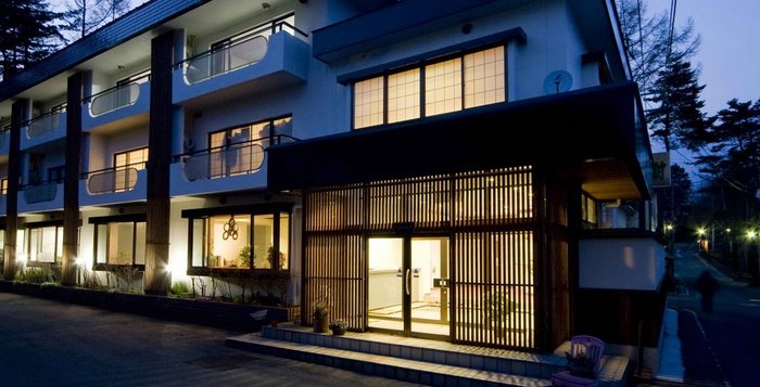 草津温泉でカップル利用におすすめのホテル15選!記念日プランやお得に泊まるコツも