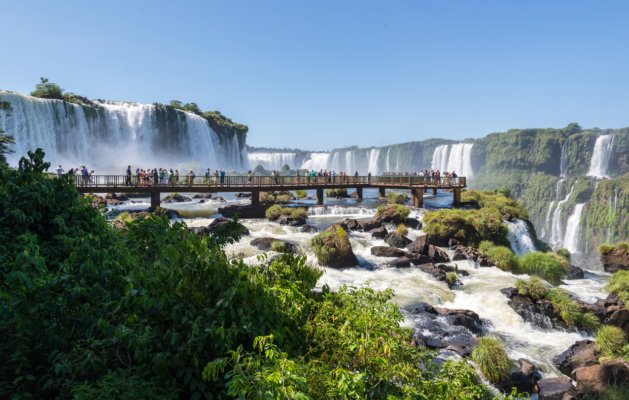 アルゼンチン イグアスの滝周辺にあるおすすめ観光スポット5選 情報はこちらから おすすめ旅行を探すならトラベルブック Travelbook アルゼンチン イグアスの滝周辺にあるおすすめ観光スポット5選 情報はこちらから おすすめ旅行を探すならトラベルブック Travelbook