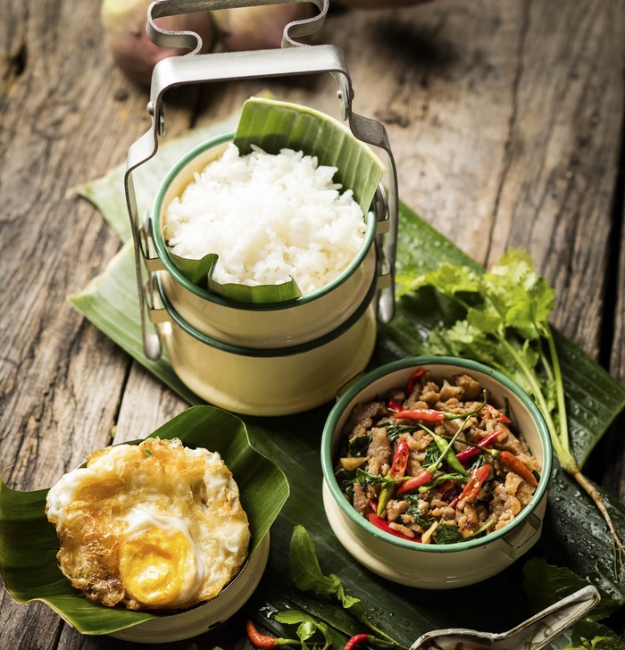 タイのグルメを味わい尽くす!地方料理や話題の「ピントー」、最新のグルメスポットまでご紹介
